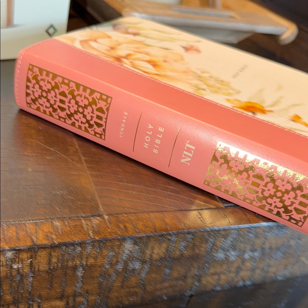 NEW NLT Wide Margin Journaling Bible - Dusty Pink Blossoms - Picture 5 of 5
